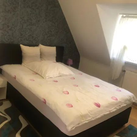 Excellent Agancy Nuerenberg Apartment *